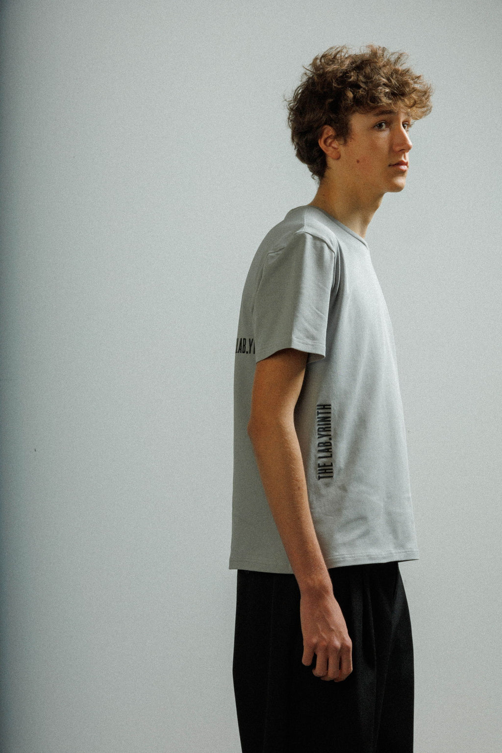 T-shirt The Lab.yrinth LH Cinza - 100-LH-08