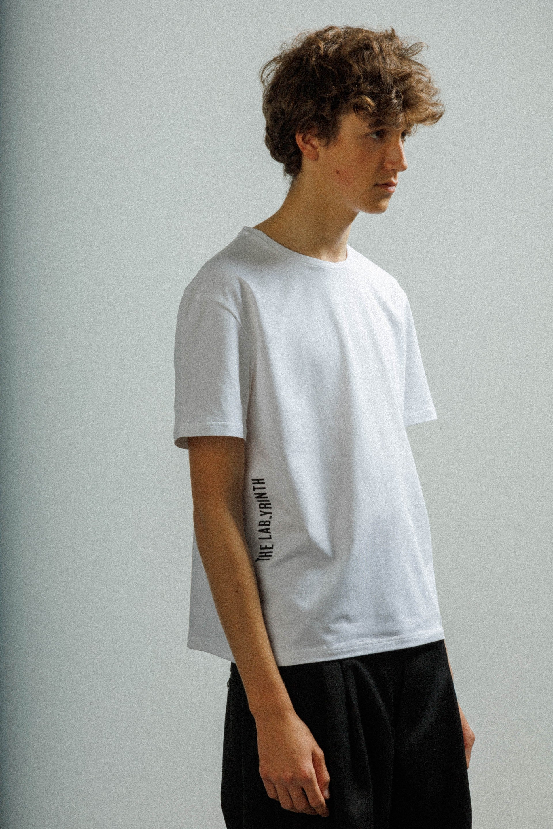 T-shirt The Lab.yrinth LH Branco/Preto - 100-LH-26