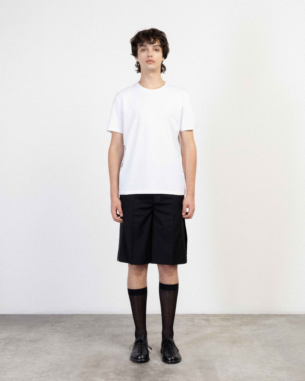 The Lab.yrinth LH White/Black T-shirt