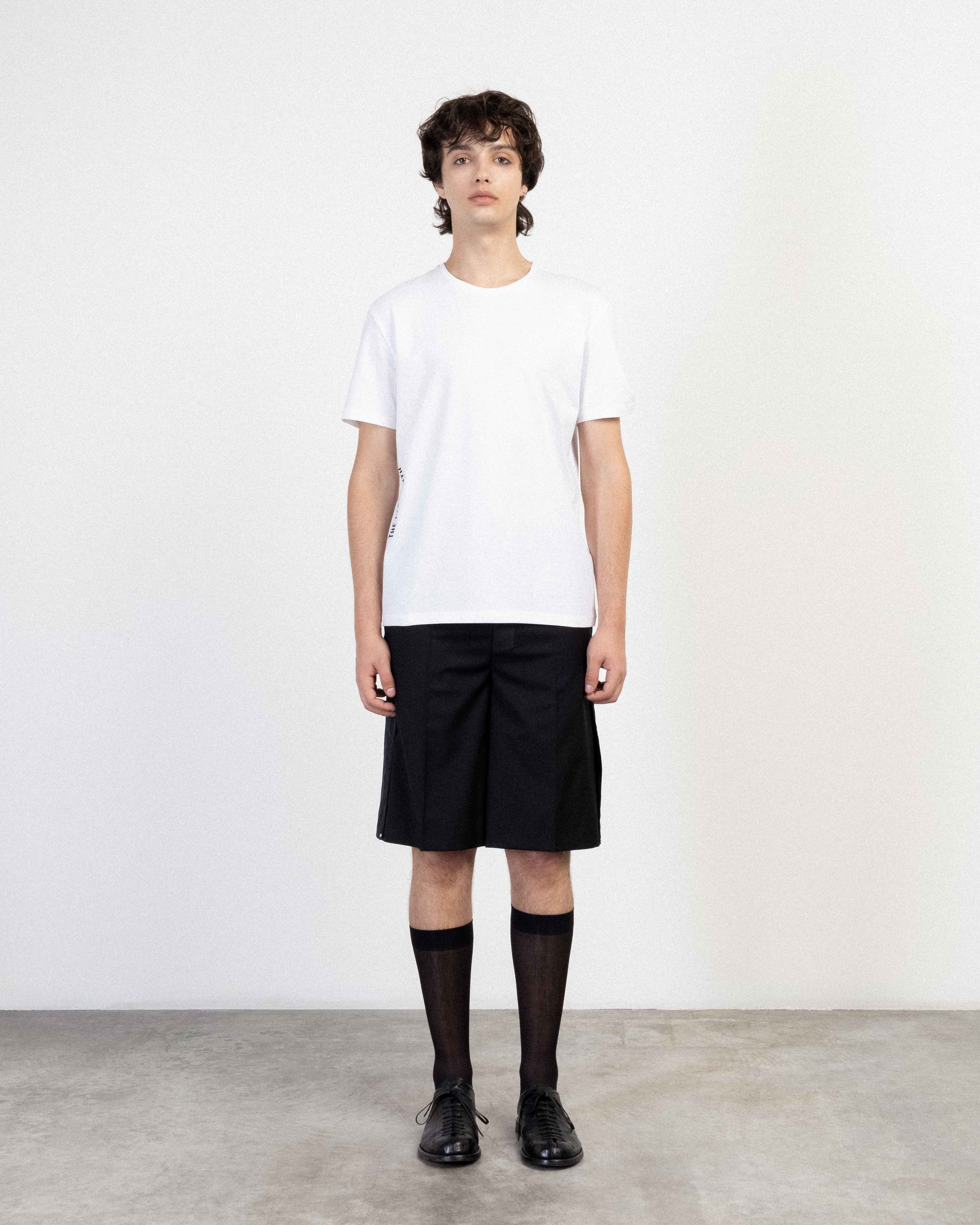 The Lab.yrinth LH White/Black T-shirt