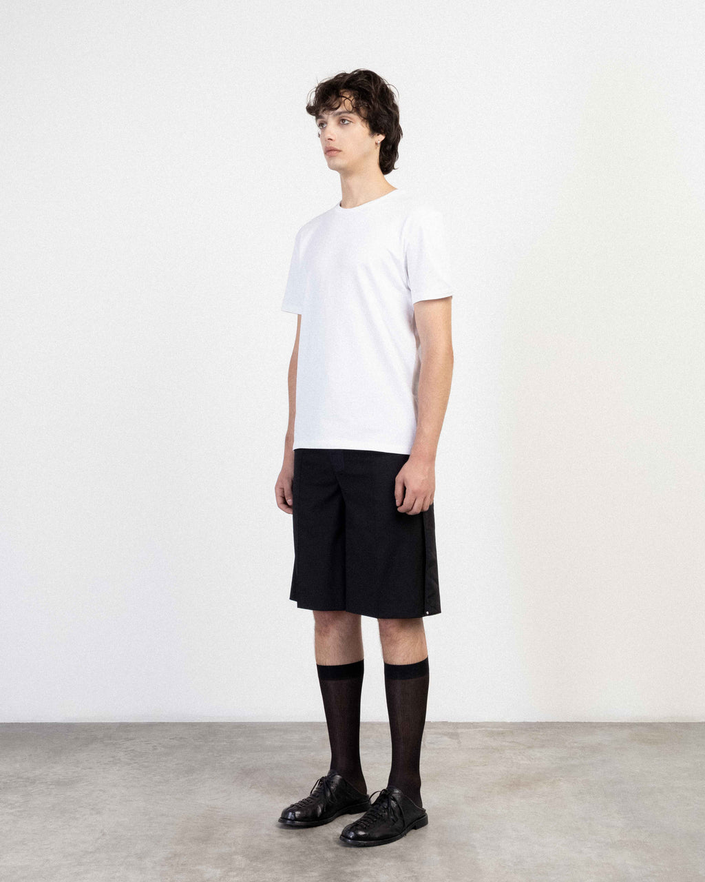 The Lab.yrinth LH White/Black T-shirt
