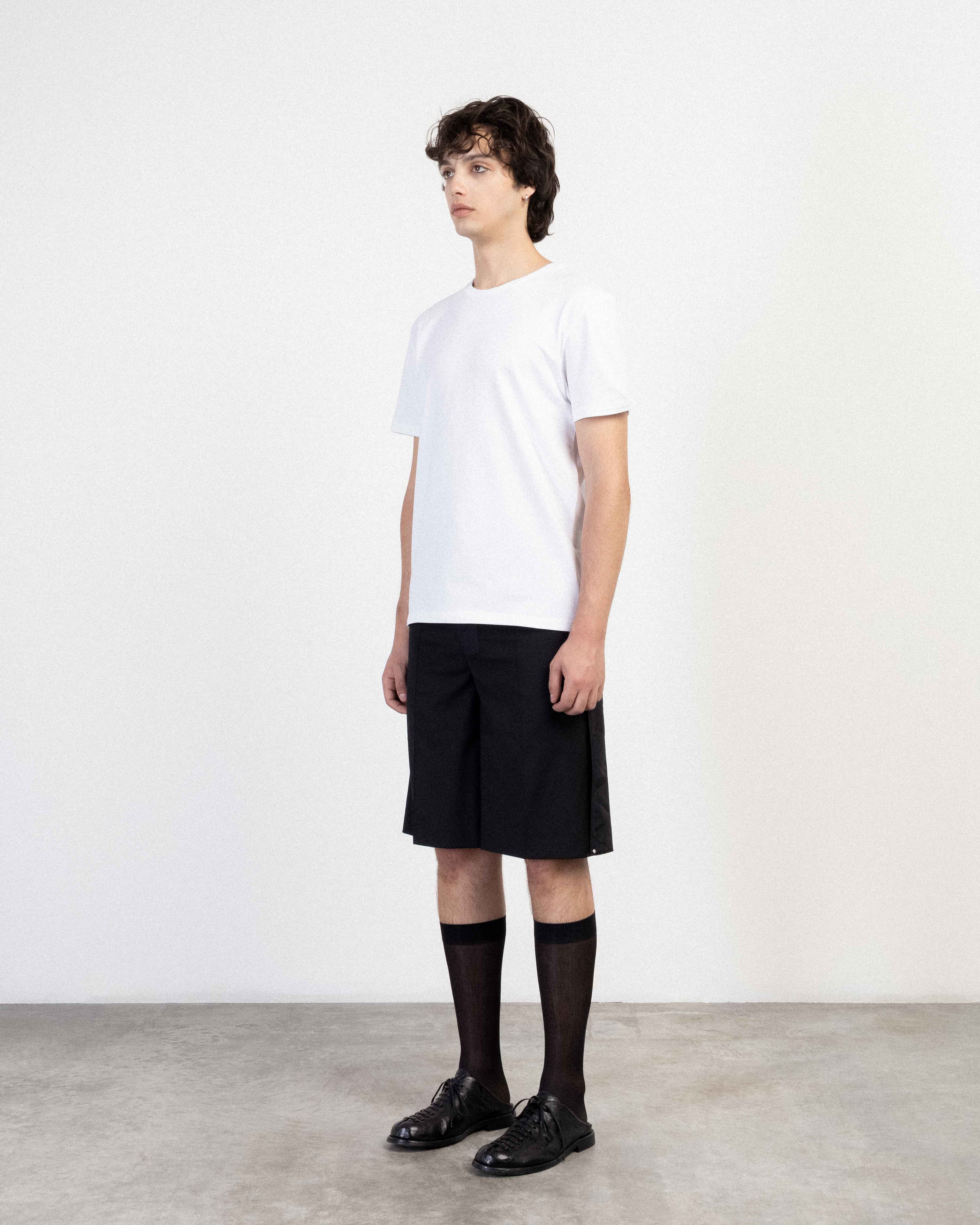 The Lab.yrinth LH White/Black T-shirt