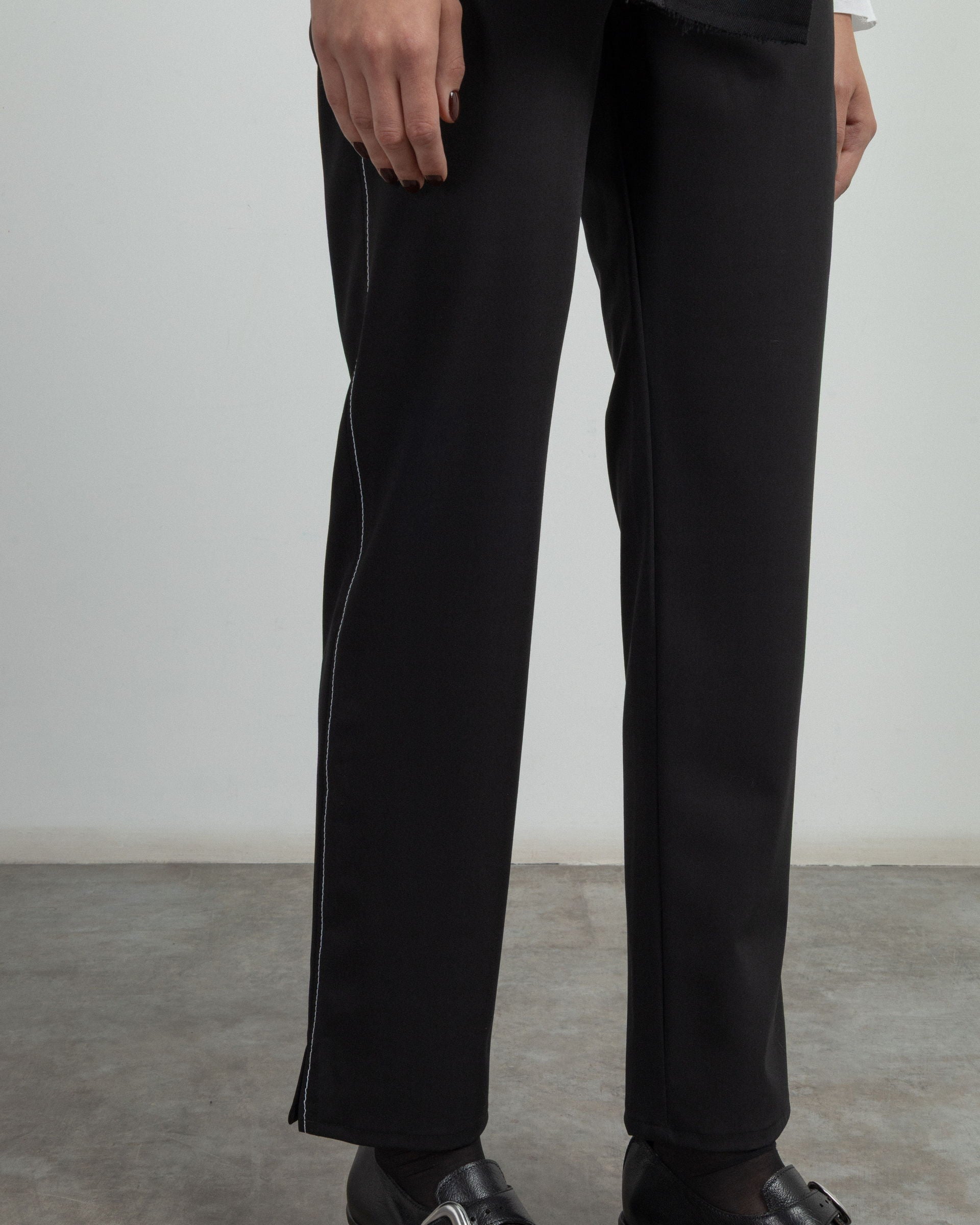 Calças Le Ruemarcel LIONE Preto - 102-LIONE-01