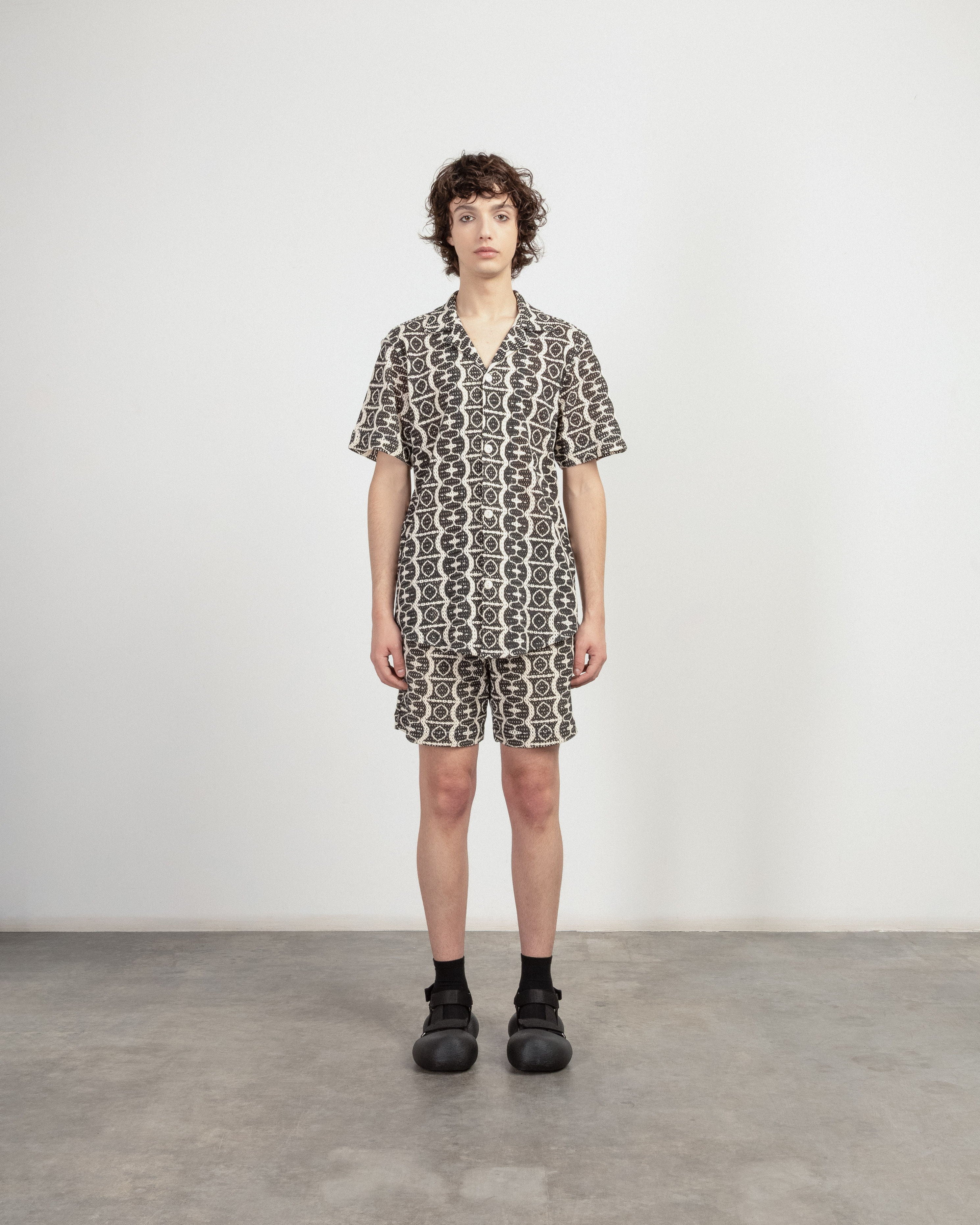 OAS 5015-02 Black/White Shorts