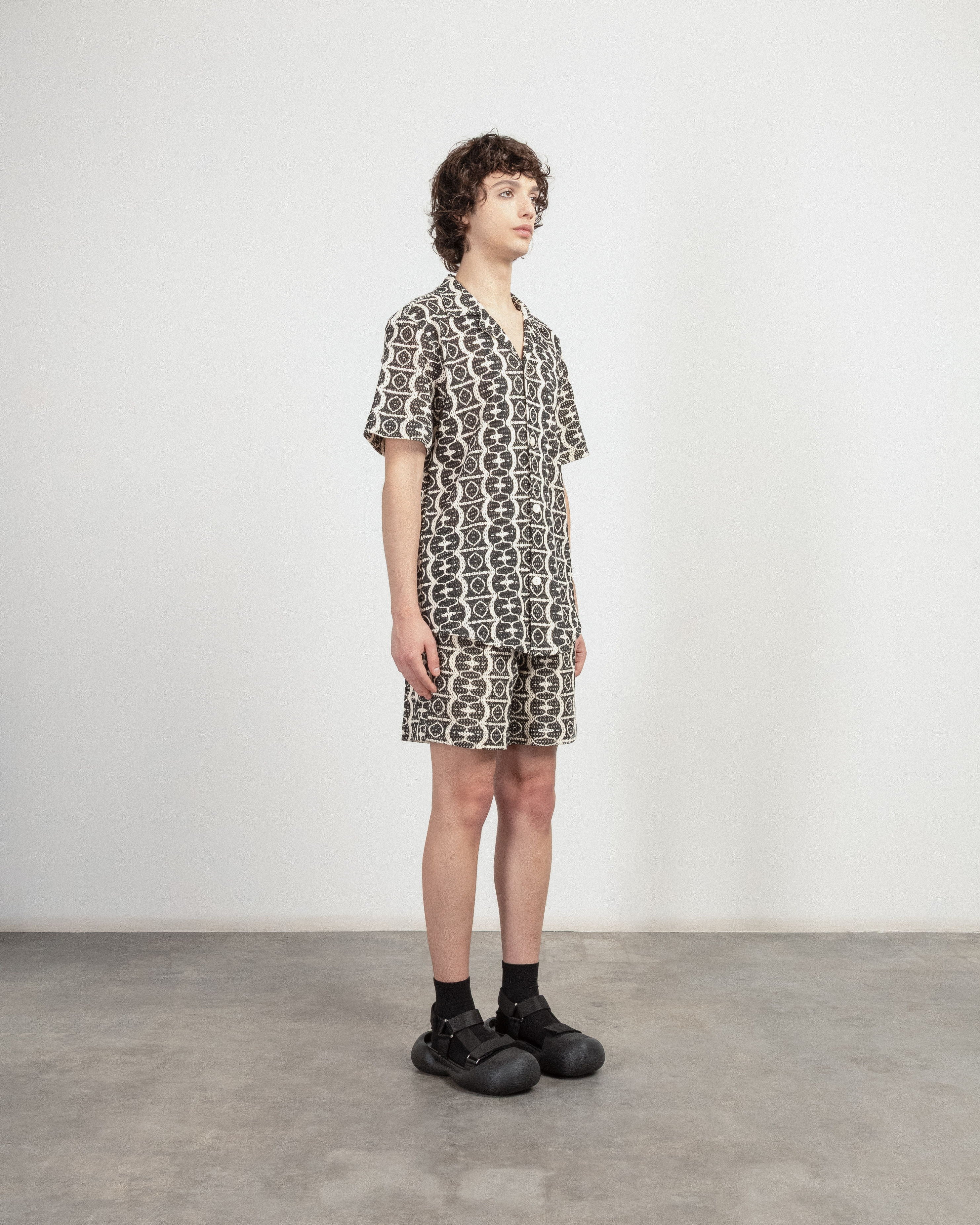 OAS 5015-02 Black/White Shorts