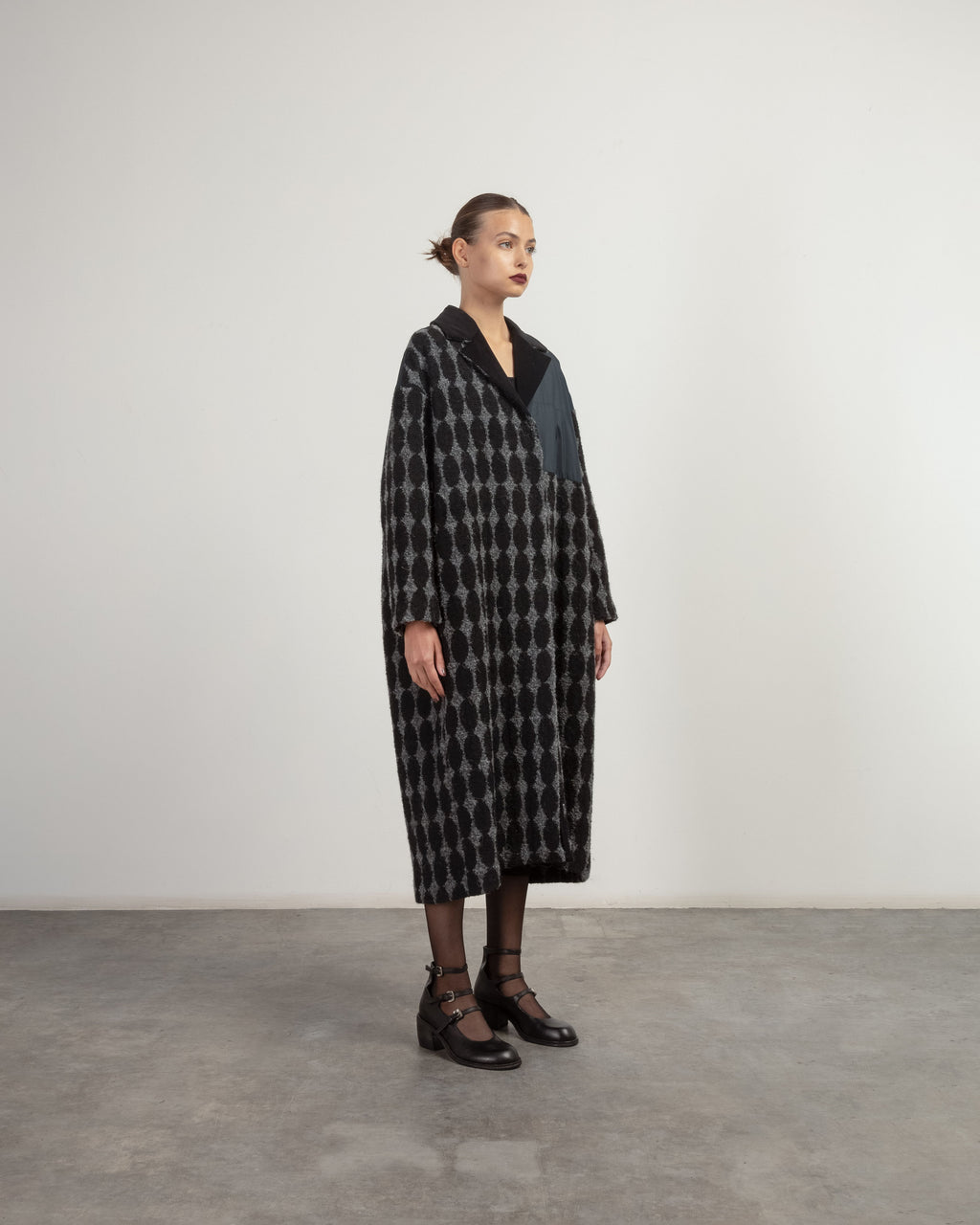 Neirami C021OV Black Jacket