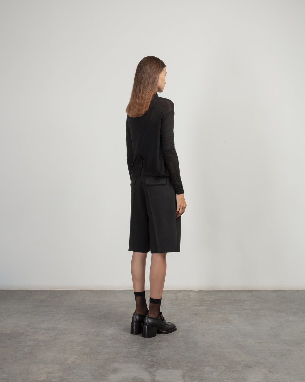 Camisola gola alta Neirami T010CO Preto - 121-T010CO-01