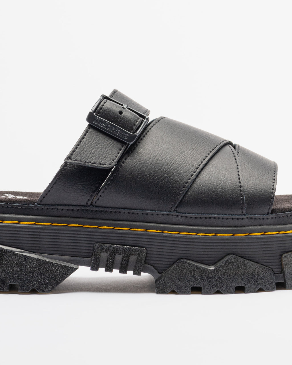 Chinelos Dr. Martens Mattison Preto - 185-MATTIO-01