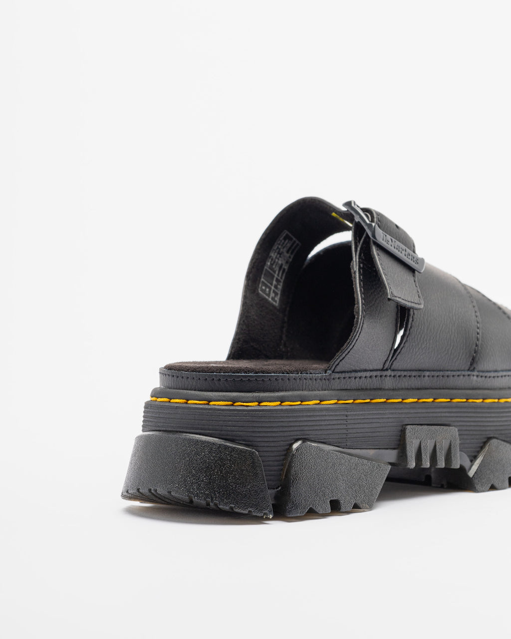 Chinelos Dr. Martens Mattison Preto - 185-MATTIO-01