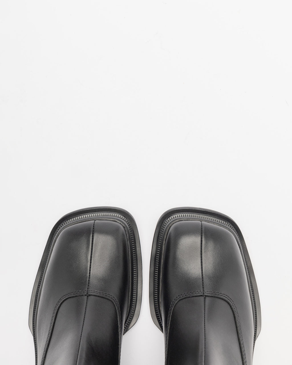 Dr. Martens MAYBOLEHI Boots Black