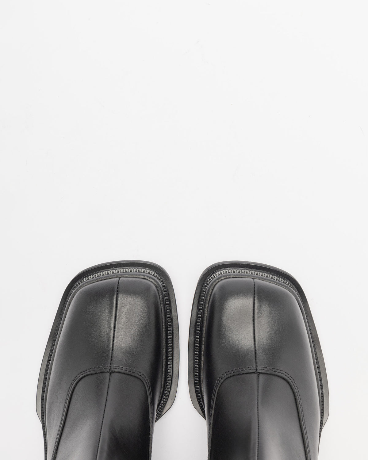 Dr. Martens MAYBOLEHI Boots Black