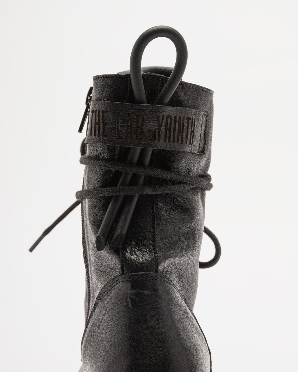The Lab.yrinth L-550 Boots Black