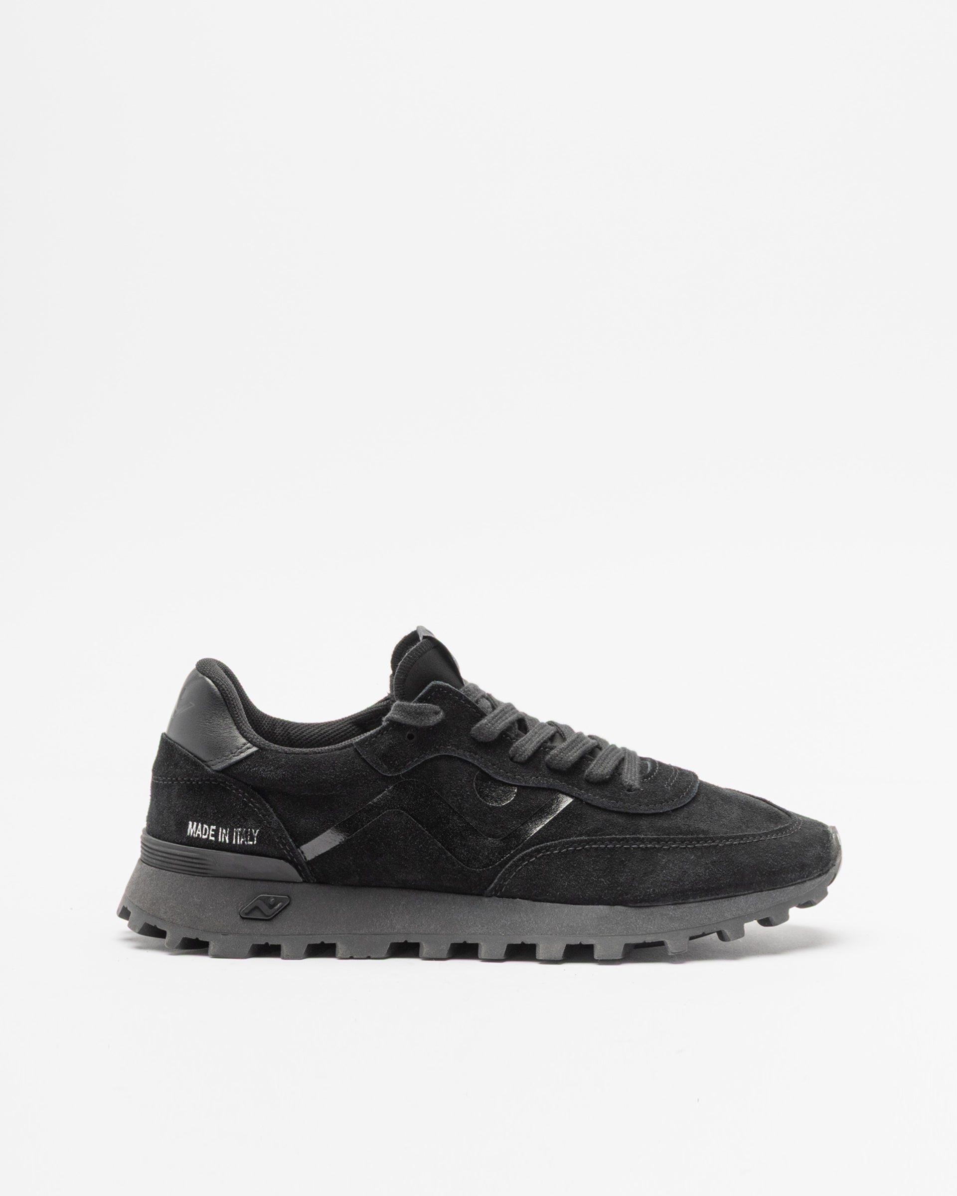 Nomad Society VeloceDeluxe Black Tennis Shoes