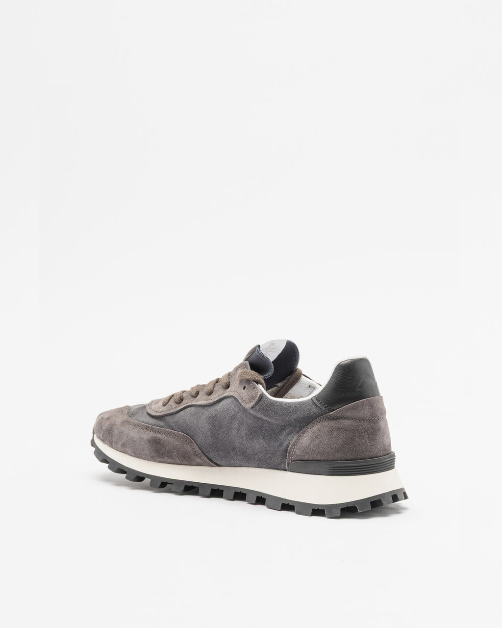 Nomad Society VeloceDeluxe Gray Tennis Shoes