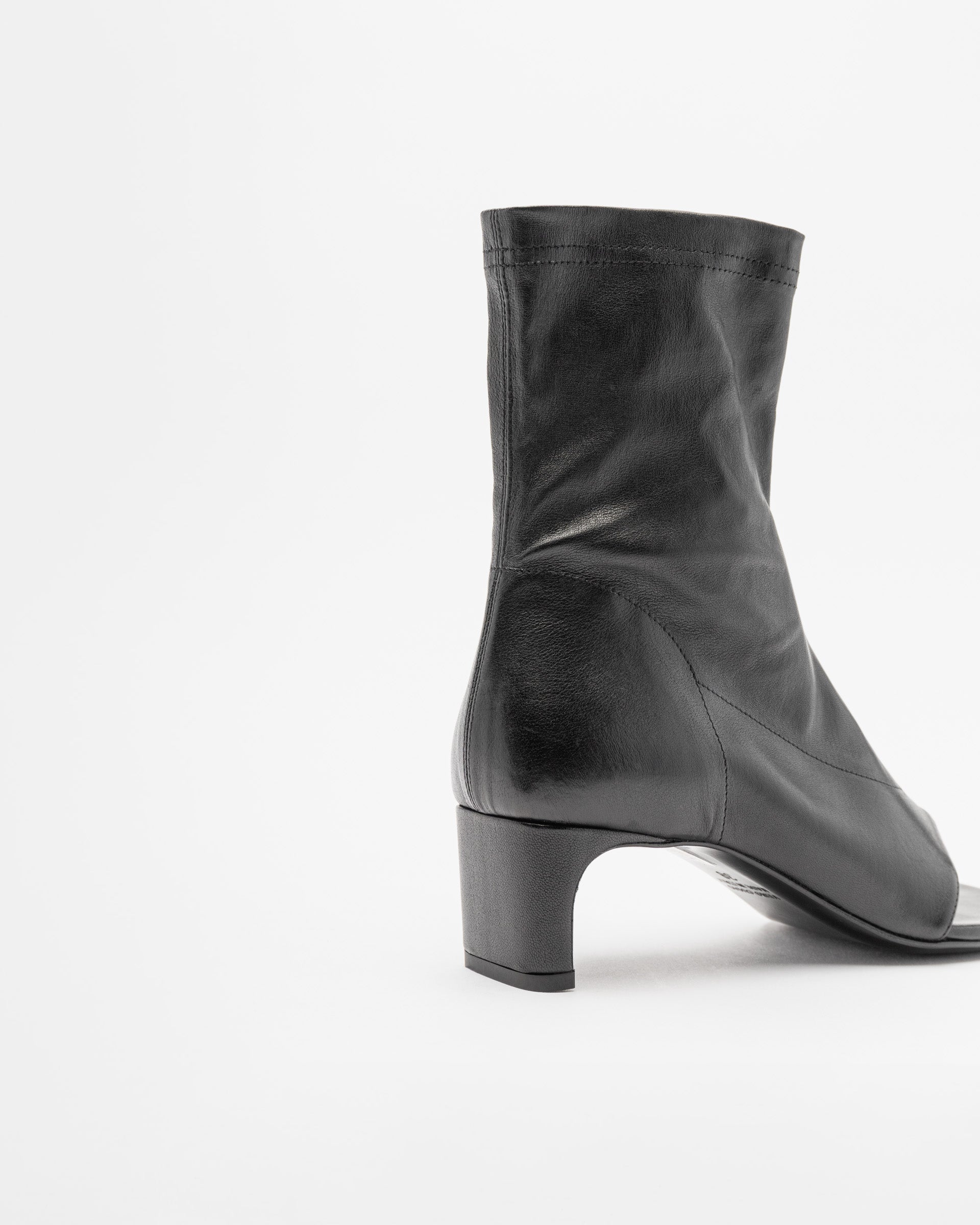 Botins Elena Iachi E-4726-1 Preto - 213-4726-1-01