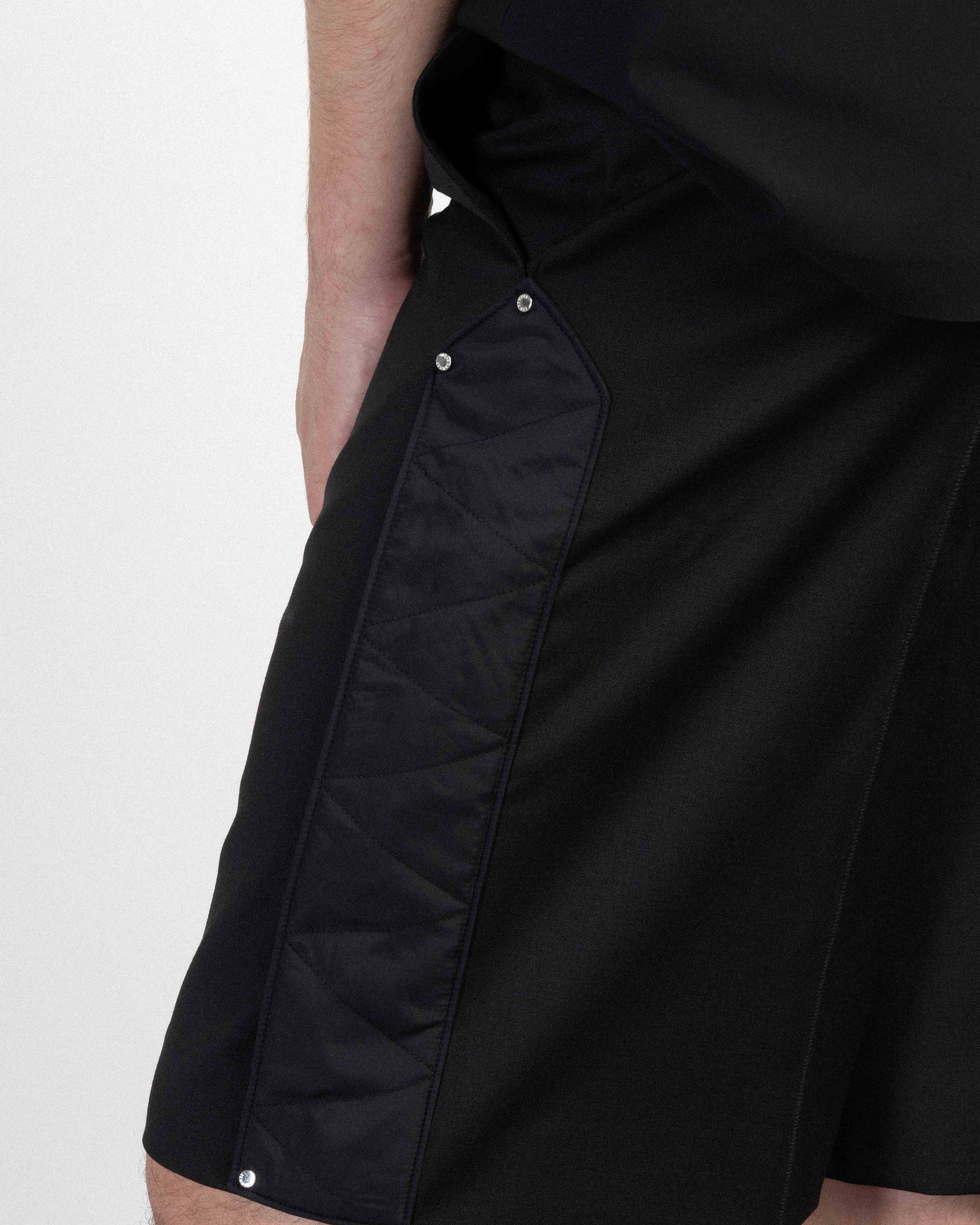 Bermudas Les Hommes LHB2616015 Preto - 247-16015-01