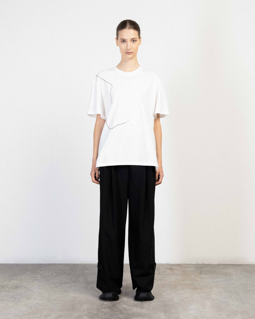 T-shirt The Lab.yrinth TSH-01 Branco - 253-LH-00