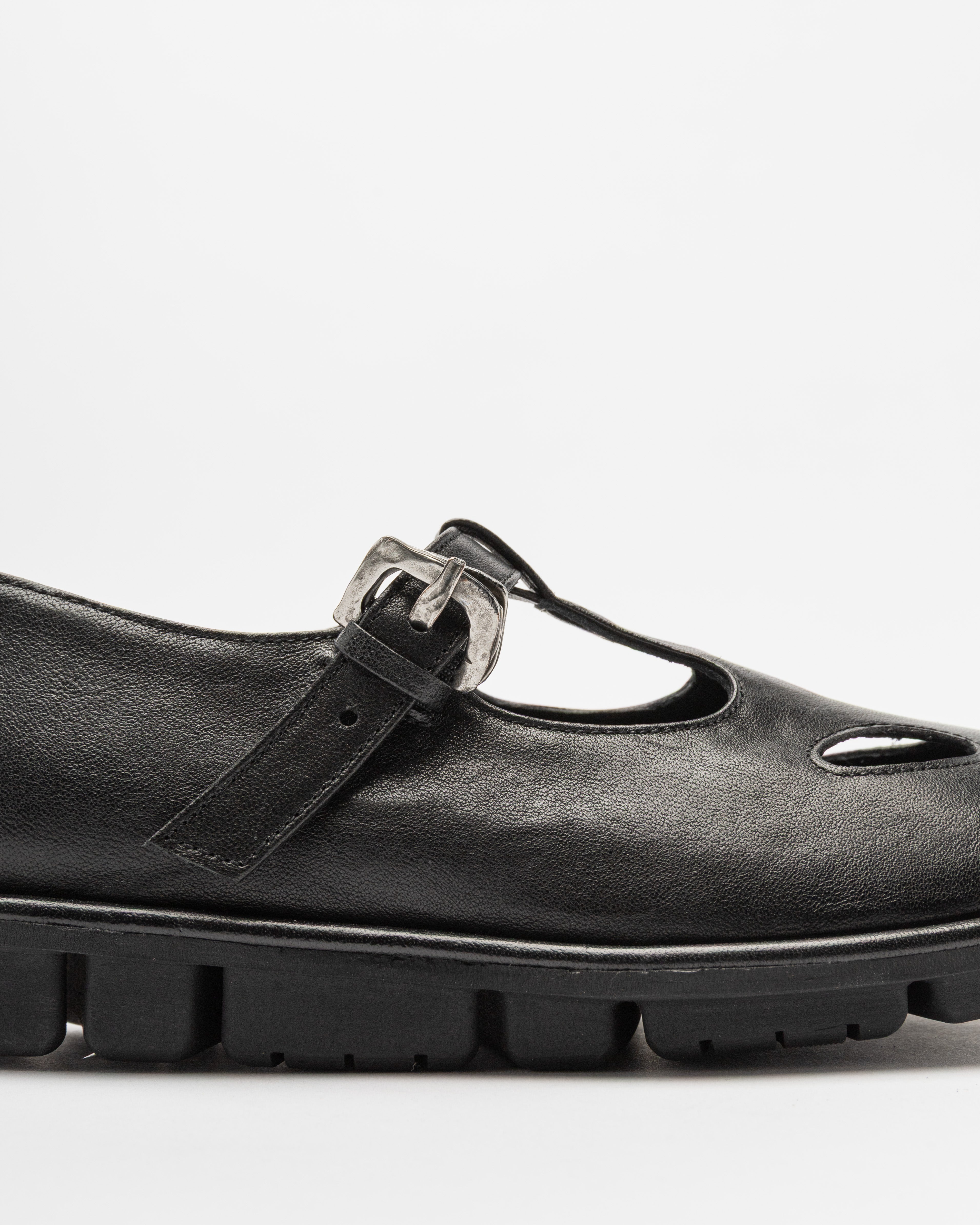 Ernesto Dolani 8DPEN11 Black Shoes