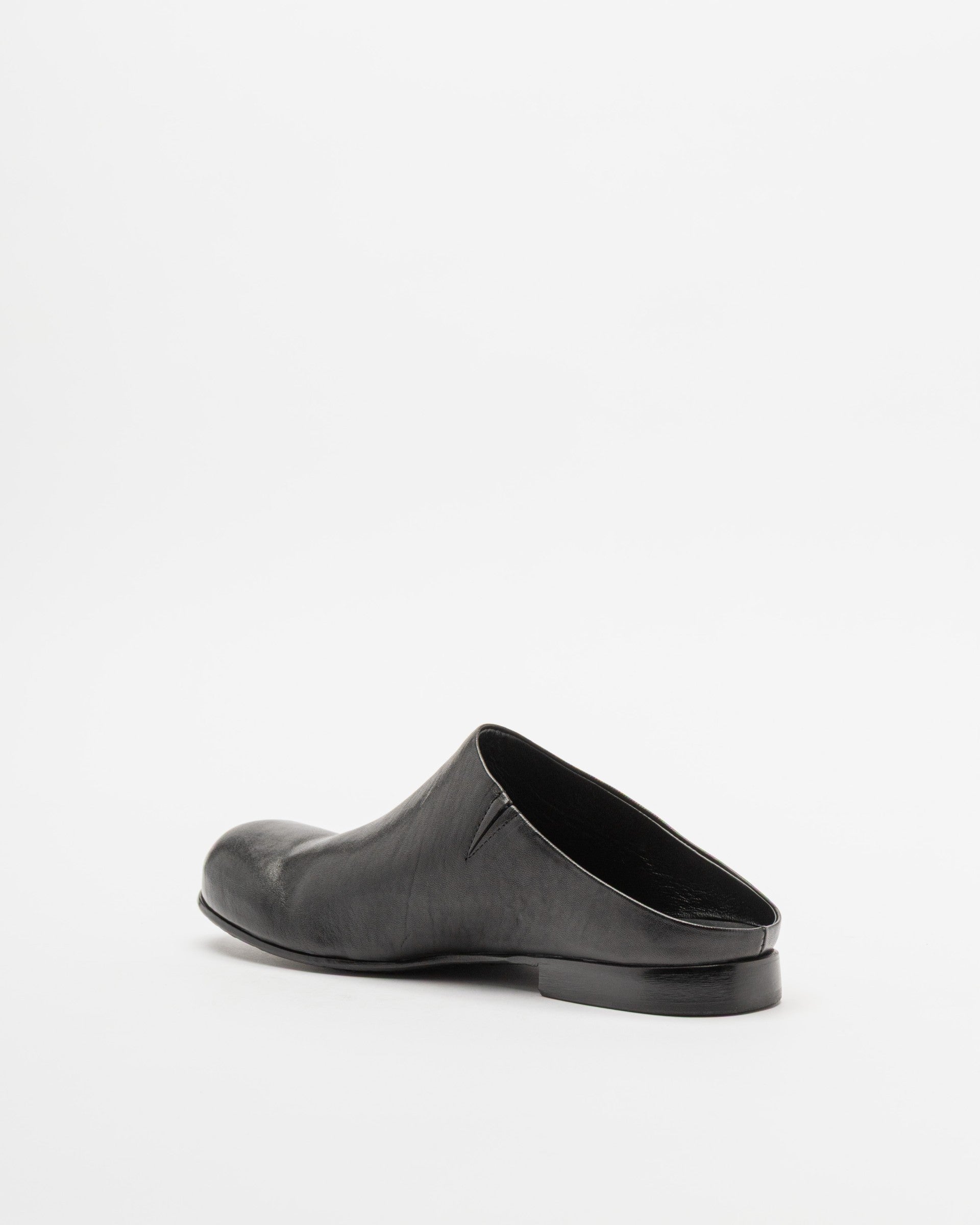 Ernesto Dorani 8UBYR01 Black Shoes
