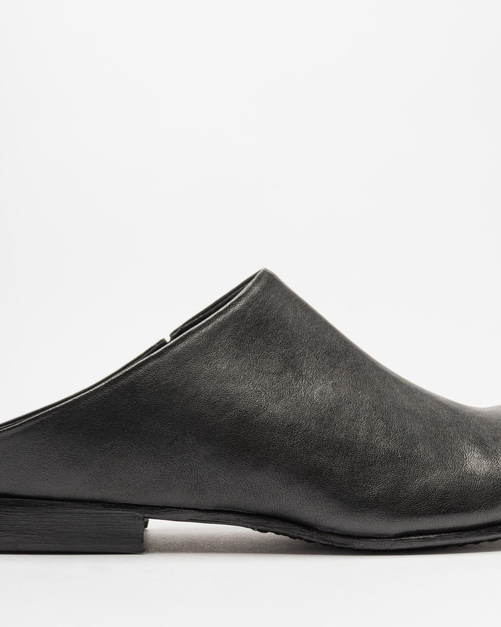 Ernesto Dorani 8UBYR01 Black Shoes