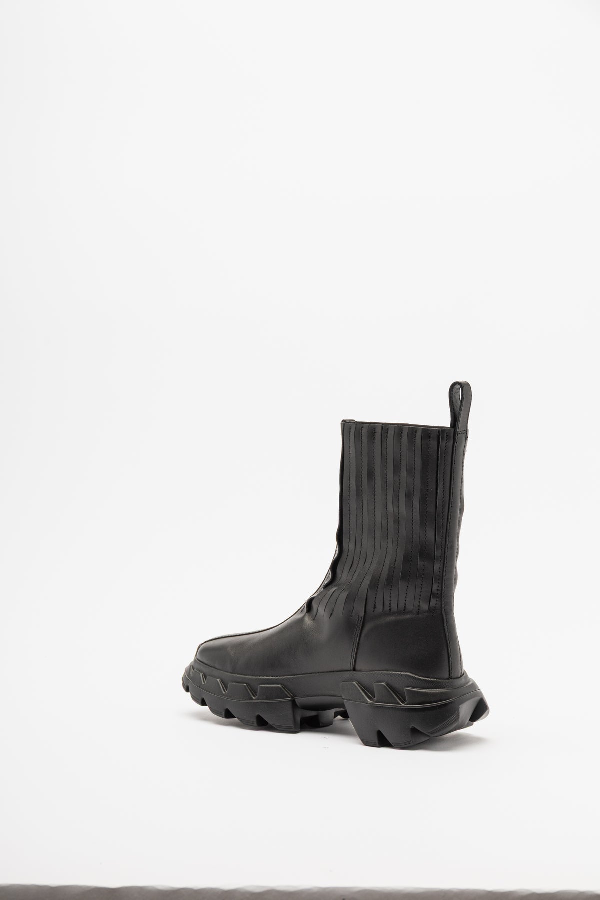 Botins 4ccccees AKROKUDU Preto
