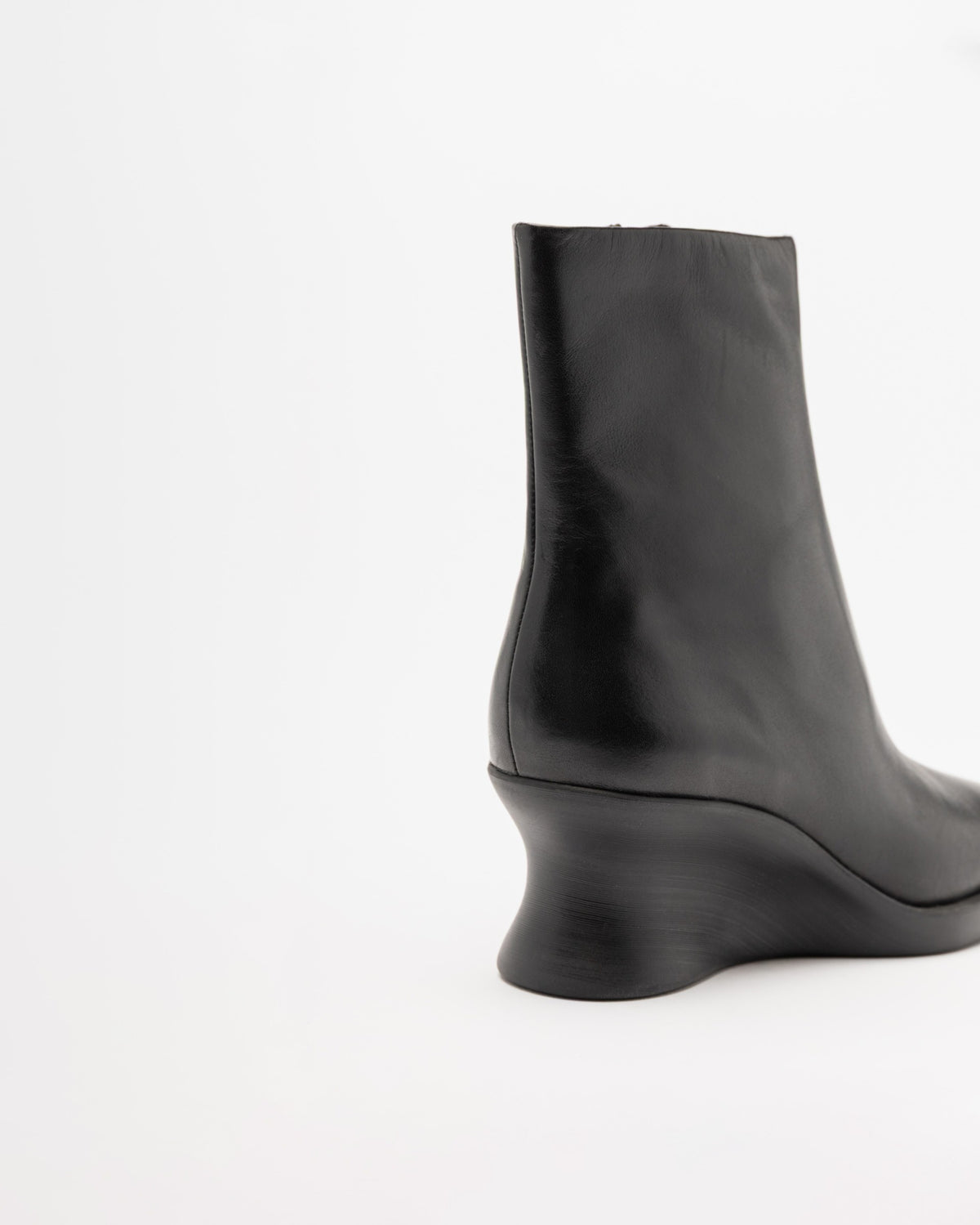 Camper Louise Black Ankle Boots