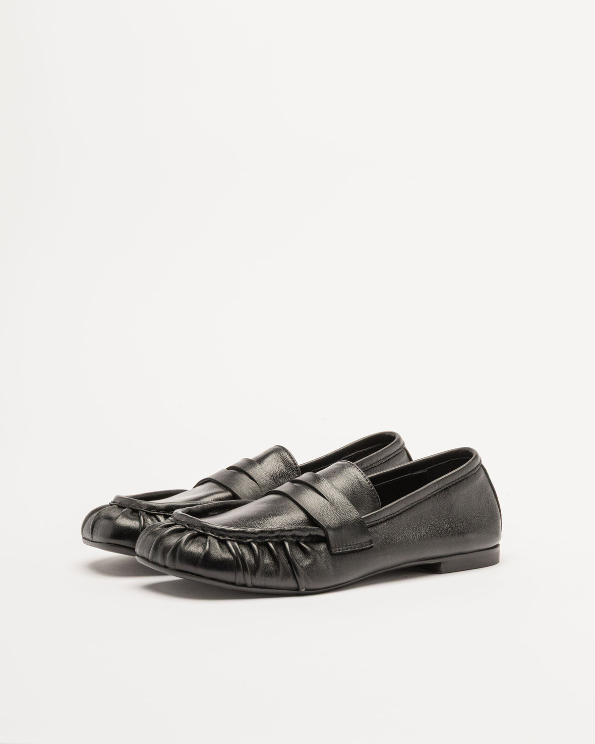 The Lab.yrinth ILARY2629 Black Loafers