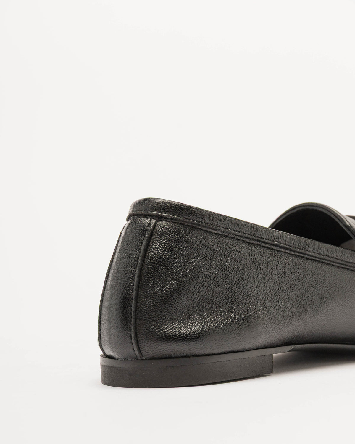 The Lab.yrinth ILARY2629 Black Loafers