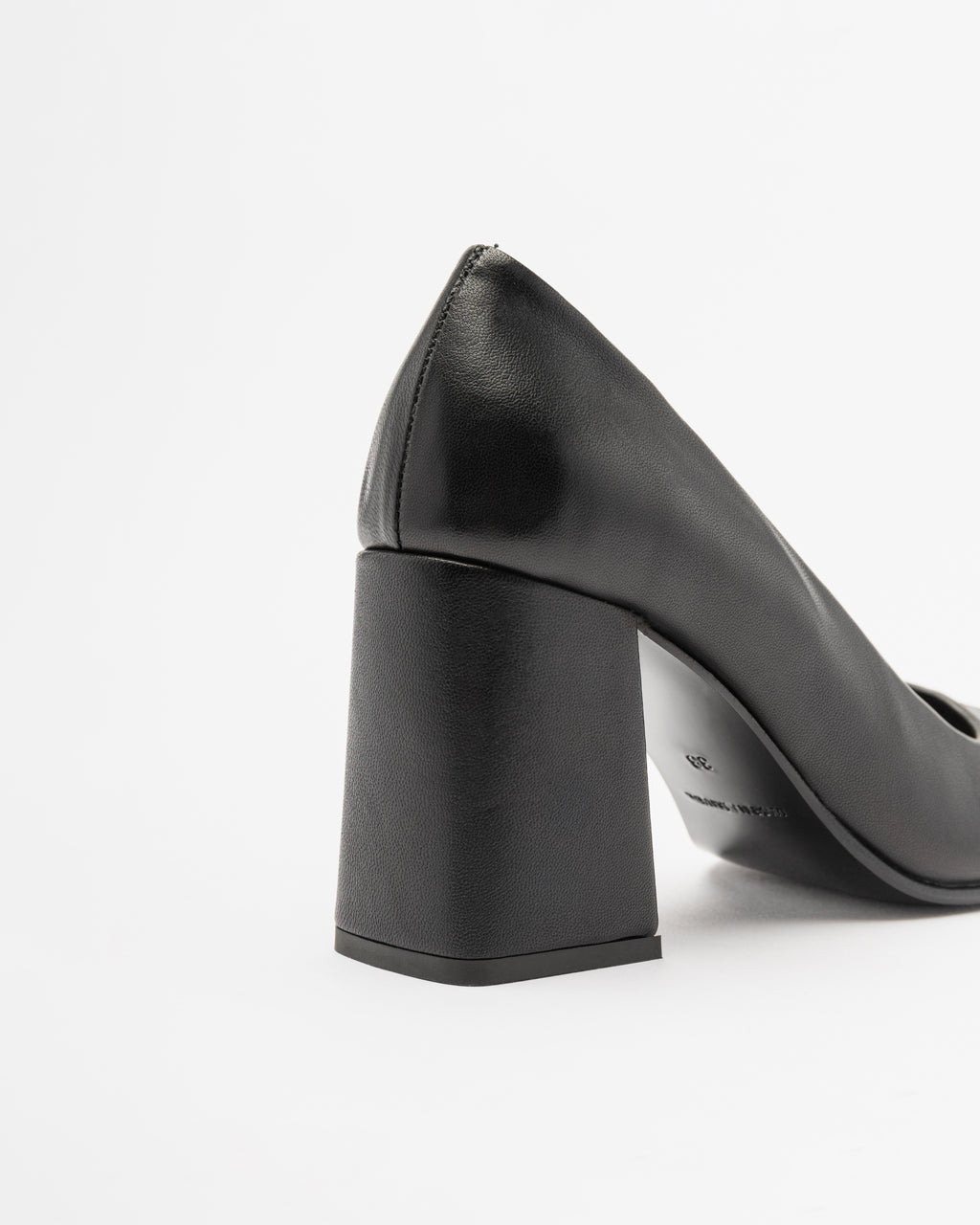 Sapatos The Lab.yrinth A81 Preto - 50-A81-01