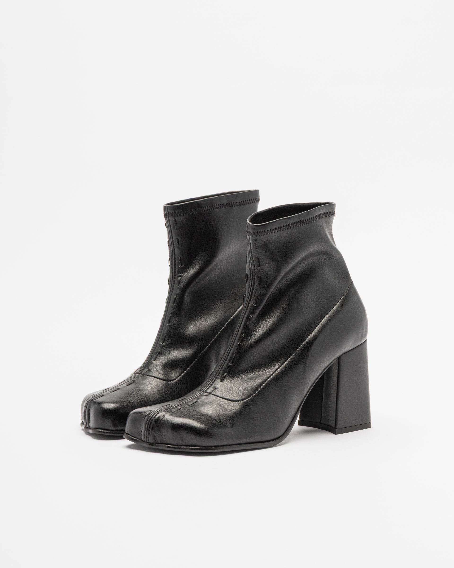 Botins The Lab.yrinth A83 Preto - 50-A83-01