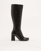 The Lab.yrinth A84 Black high-top boots