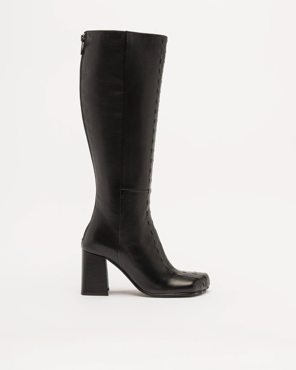 The Lab.yrinth A84 Black high-top boots