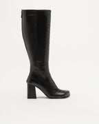 The Lab.yrinth A84 Black high-leg boots