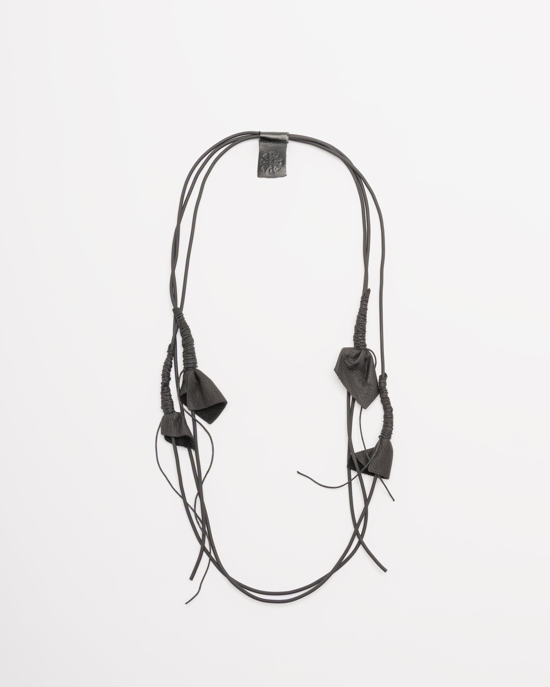 Colar Papucei A.JIMY Preto - 55-AJIMY-01