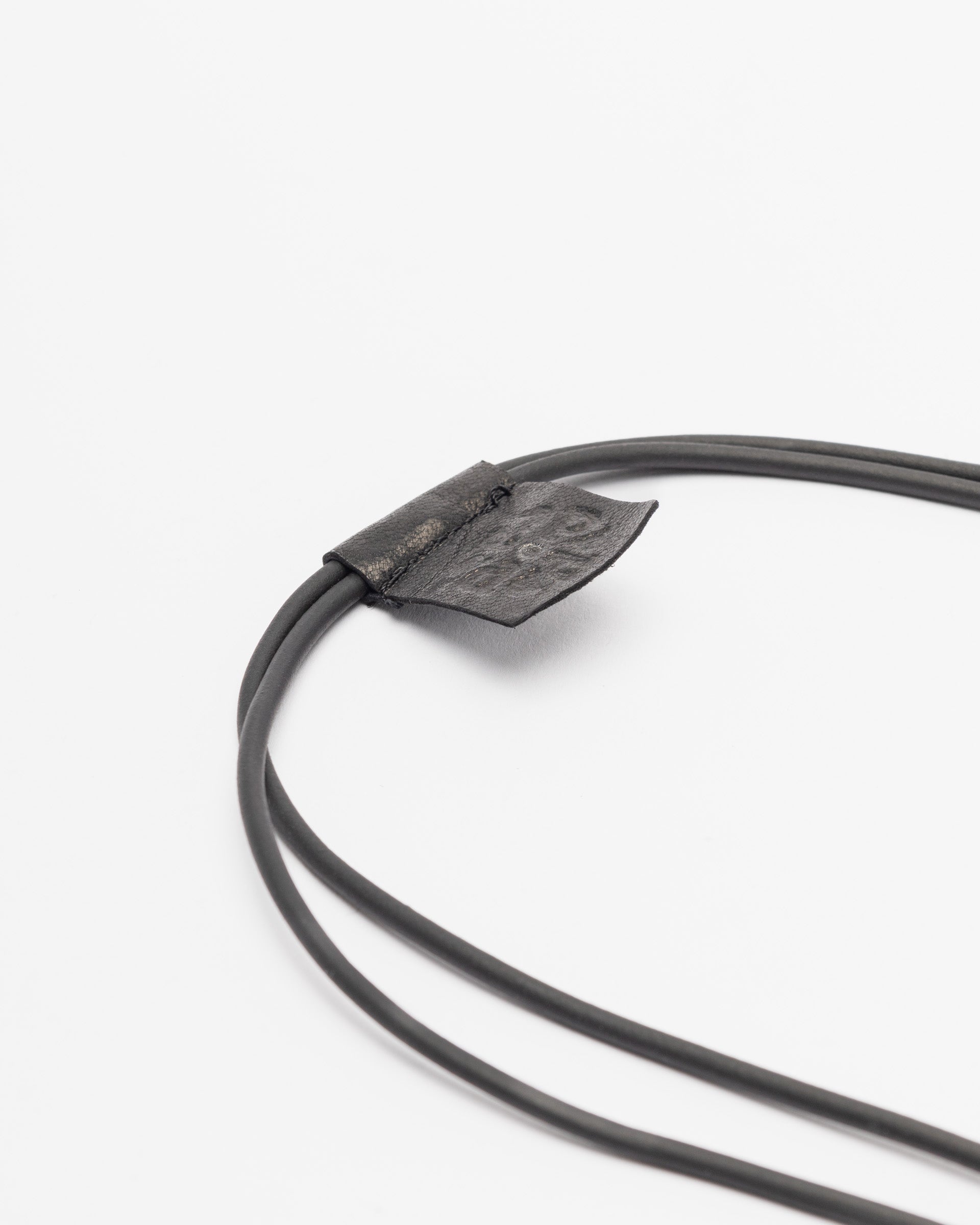 Colar Papucei A.PIA Preto - 55-APIA-01