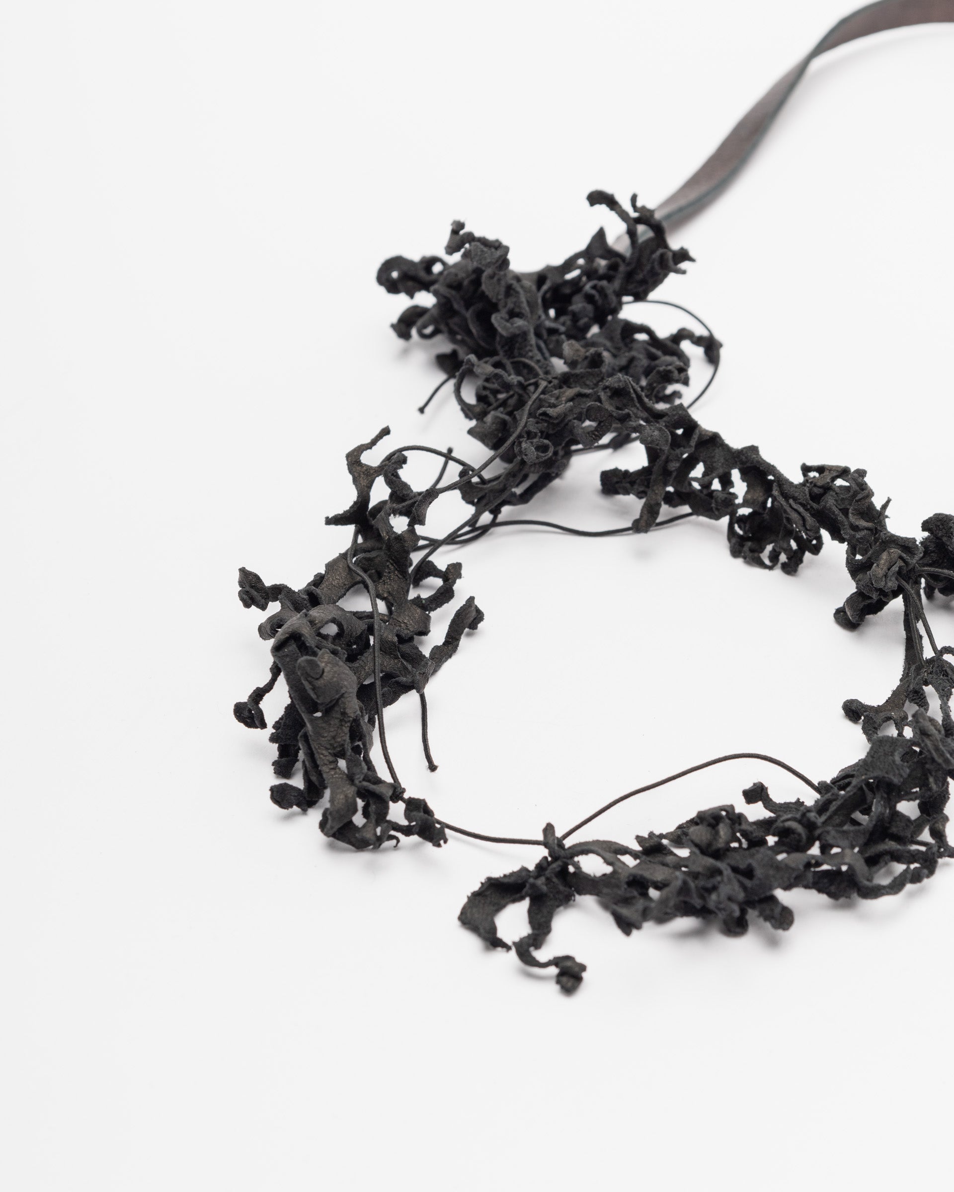 Colar Papucei A.TIK Preto - 55-ATIK-01