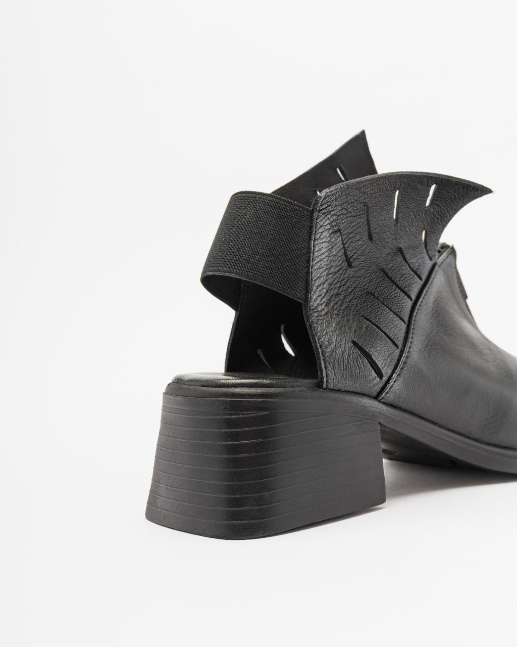 Sandals Papucei BESIANA Black