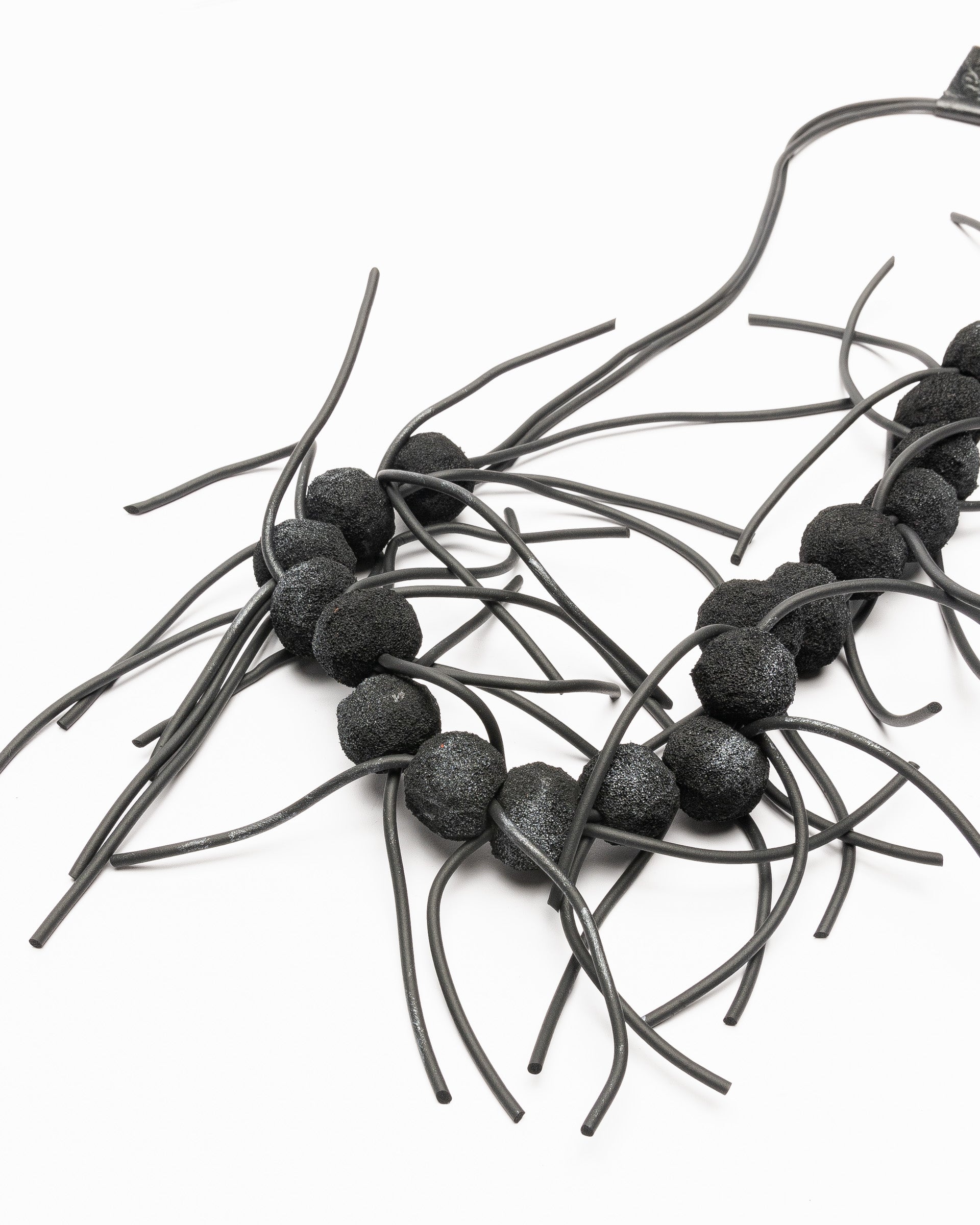 Colar Papucei A.KINSLEY Preto - 55-KINSLEY-01