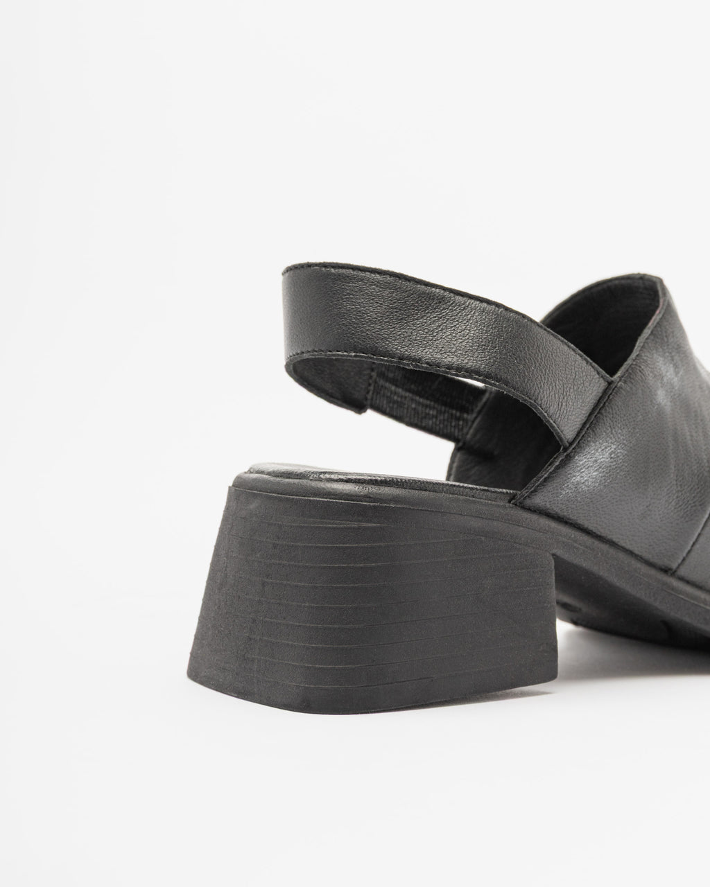 Sandálias Papucei MIRA Preto - 55-MIRA-01