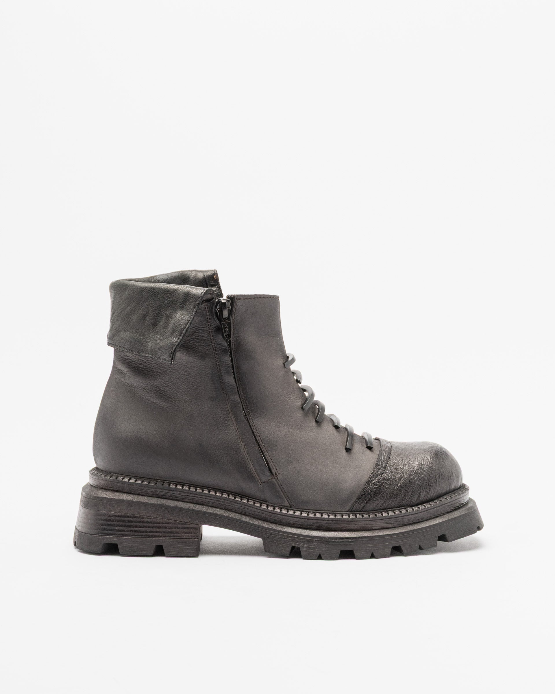 Papucei OLI Gray Boots