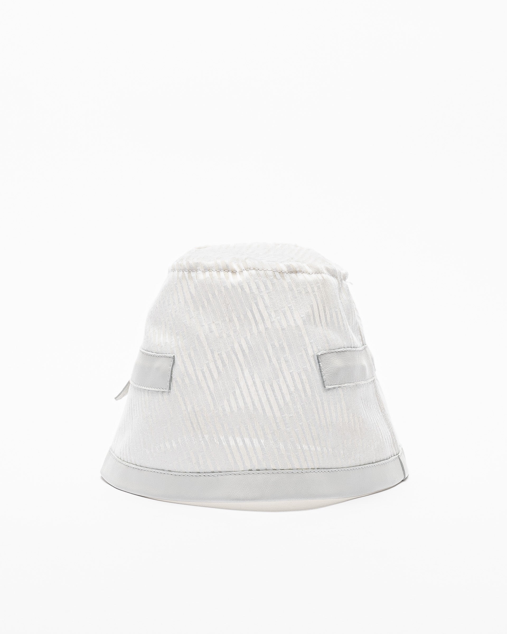 Chapéu bucket Papucei B.PIN Branco - 55-PIN-00