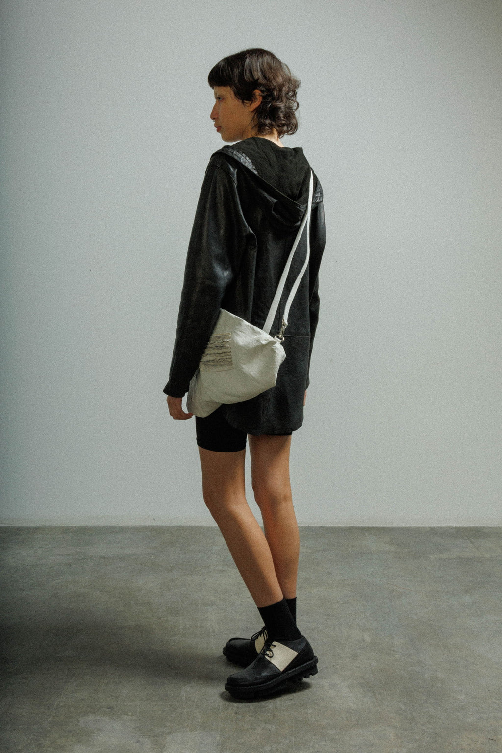 Blusão comprido em pele MUT TONYLONG Preto - 57-LONG-01