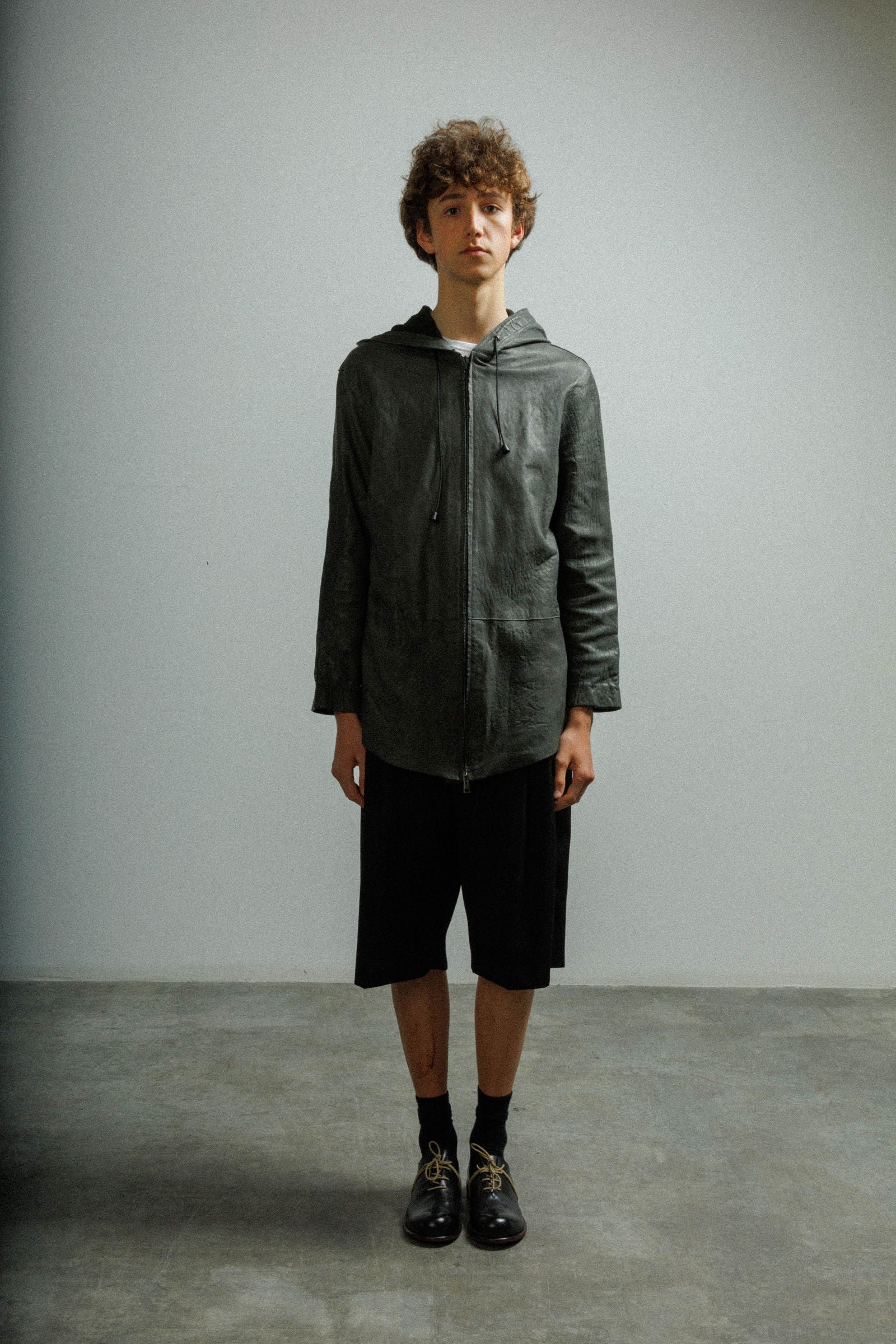 Blusão comprido em pele MUT TONYLONG Cinza - 57-LONG-08