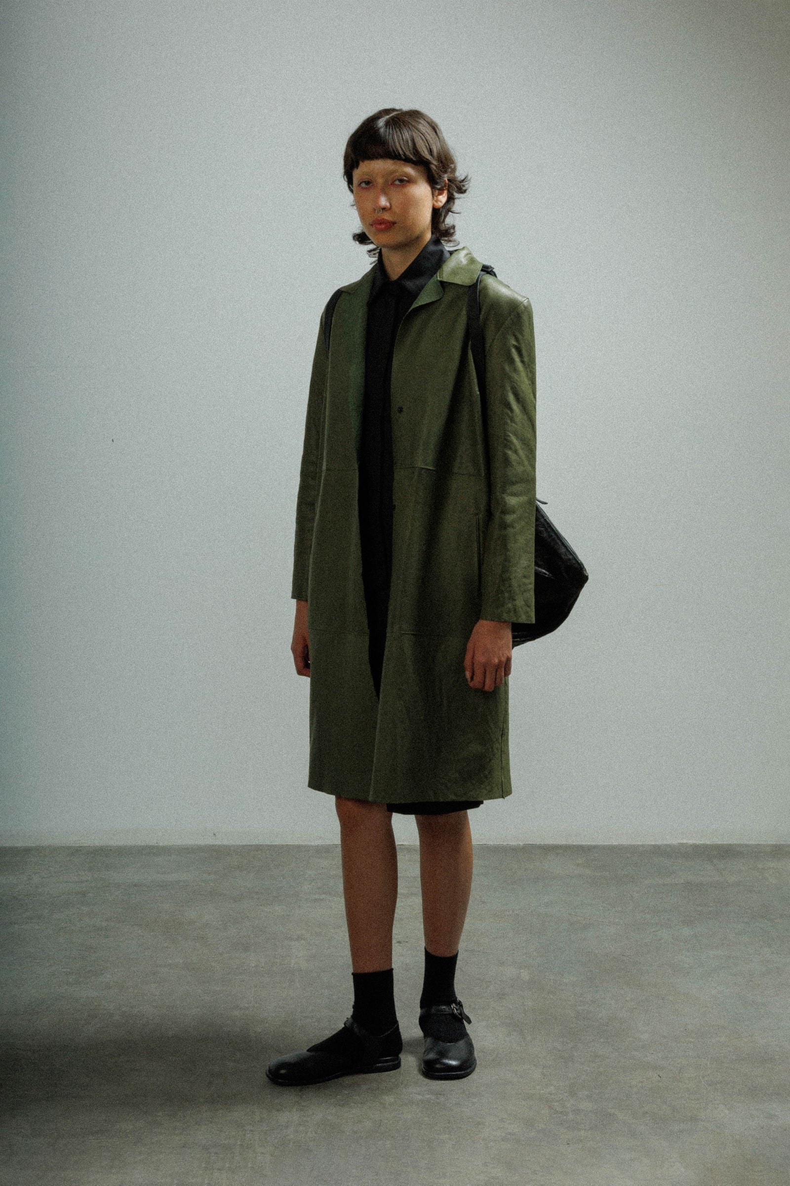 Casaco comprido em pele MUT Sand Verde - 57-SAND-10