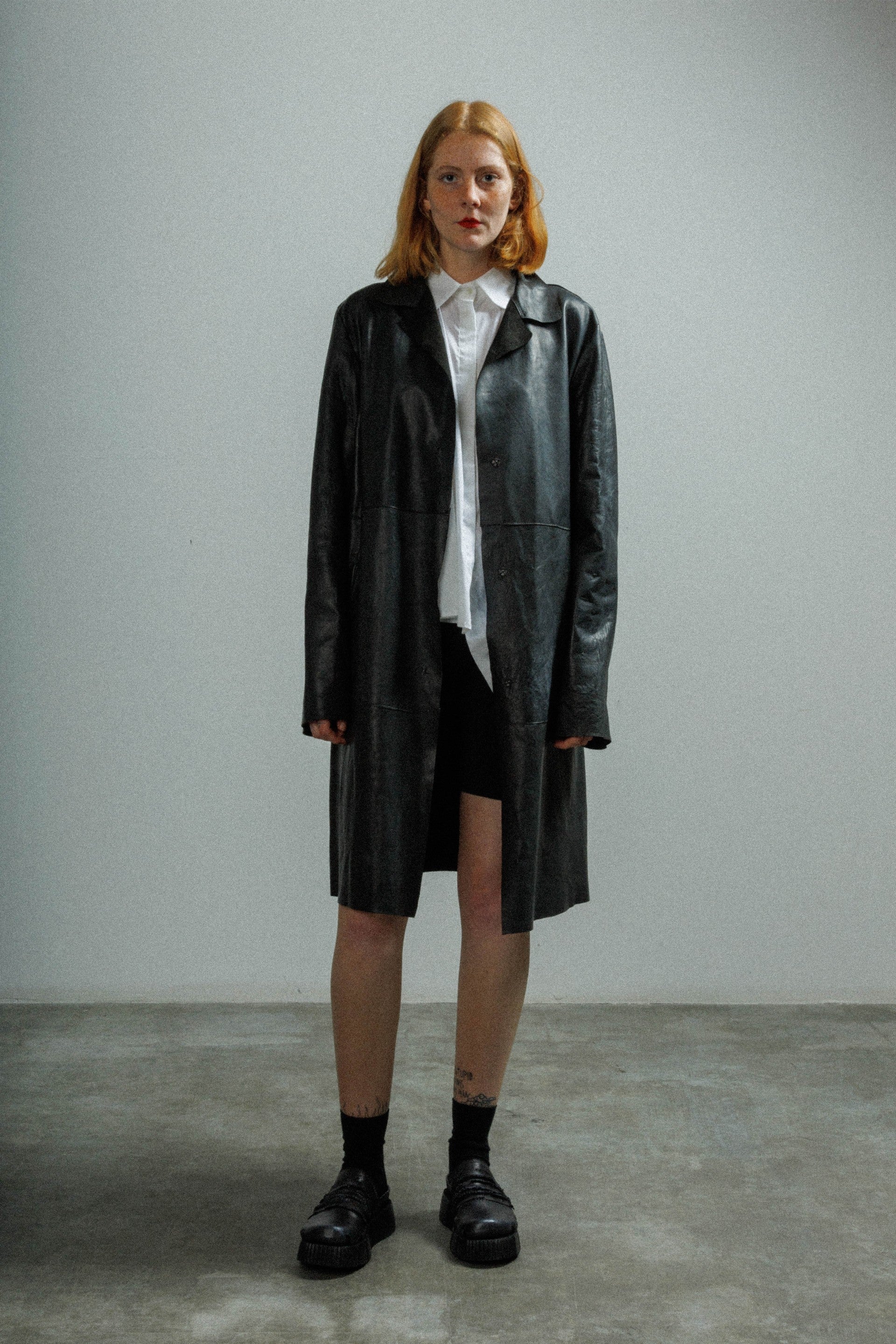 Casaco comprido em pele MUT SAND Preto - 57-SANDH-01