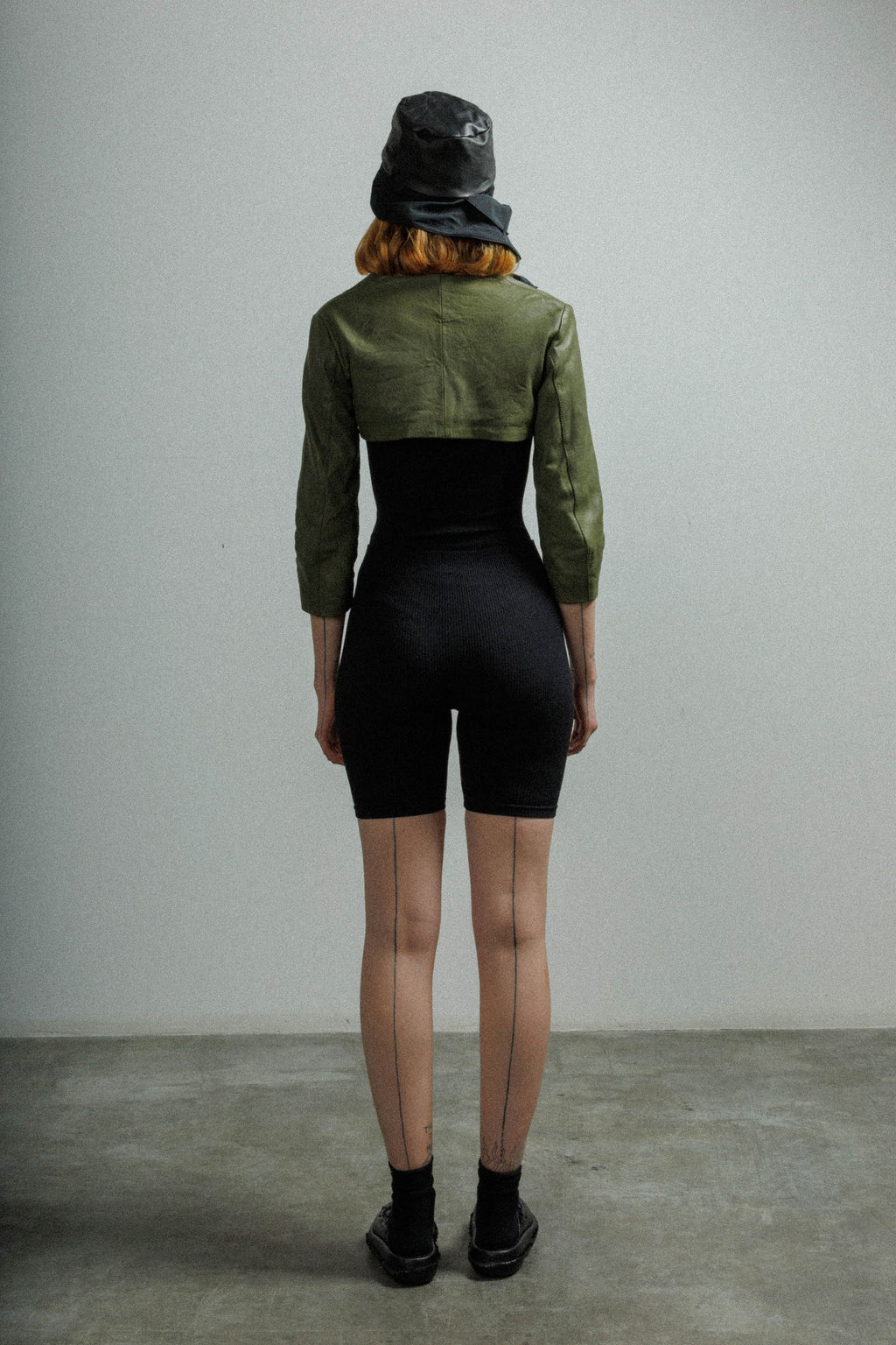Casaco cropped em pele MUT ESTRELLASHAWLL Verde - 57-SHAWLL-10