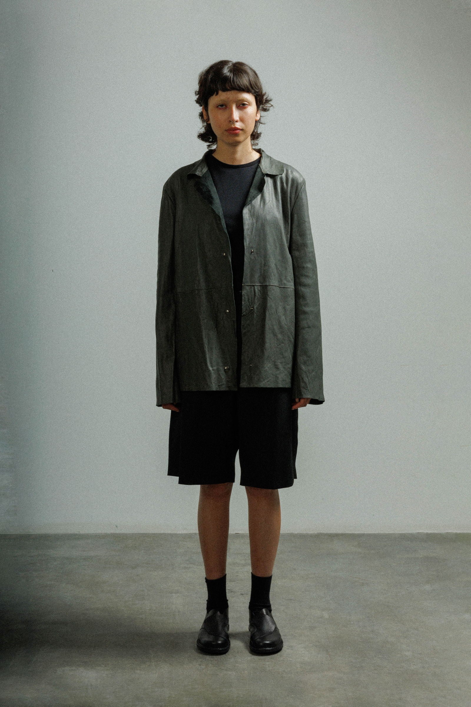 Blusão em pele MUT SANDSHORT Cinza - 57-SHORT-08