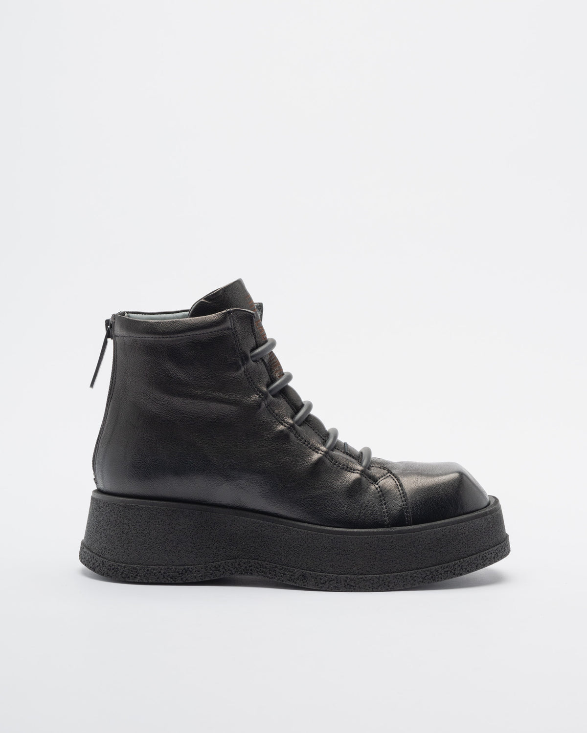 The Lab.yrinth 9939 Boots Black