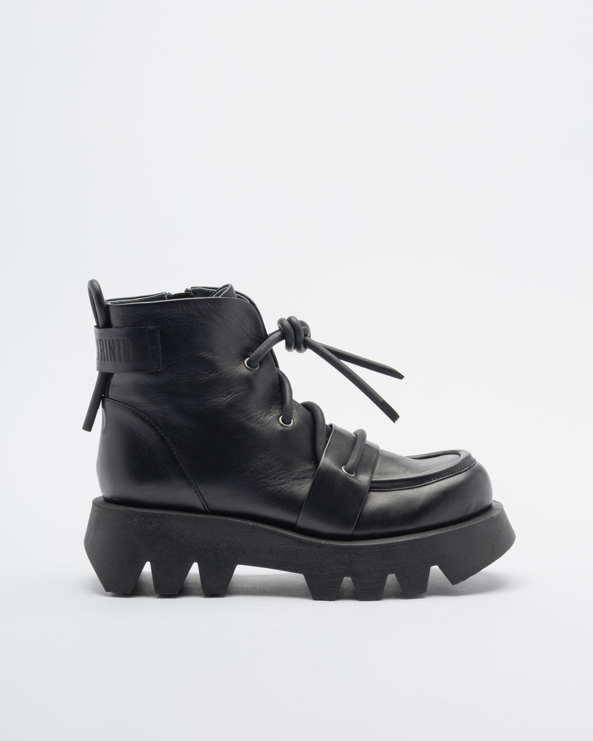 The Lab.yrinth 9970 Black Boots