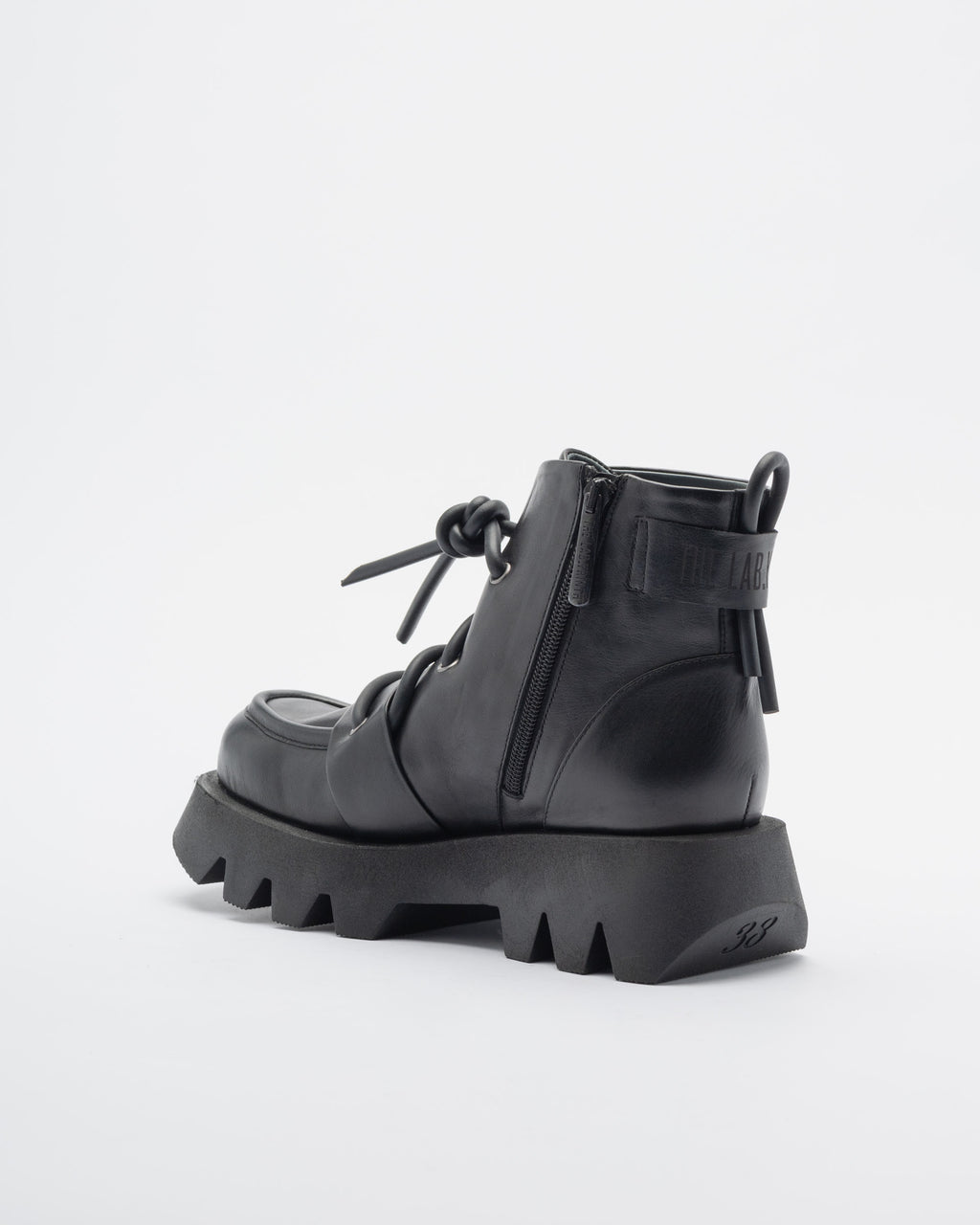The Lab.yrinth 9970 Black Boots
